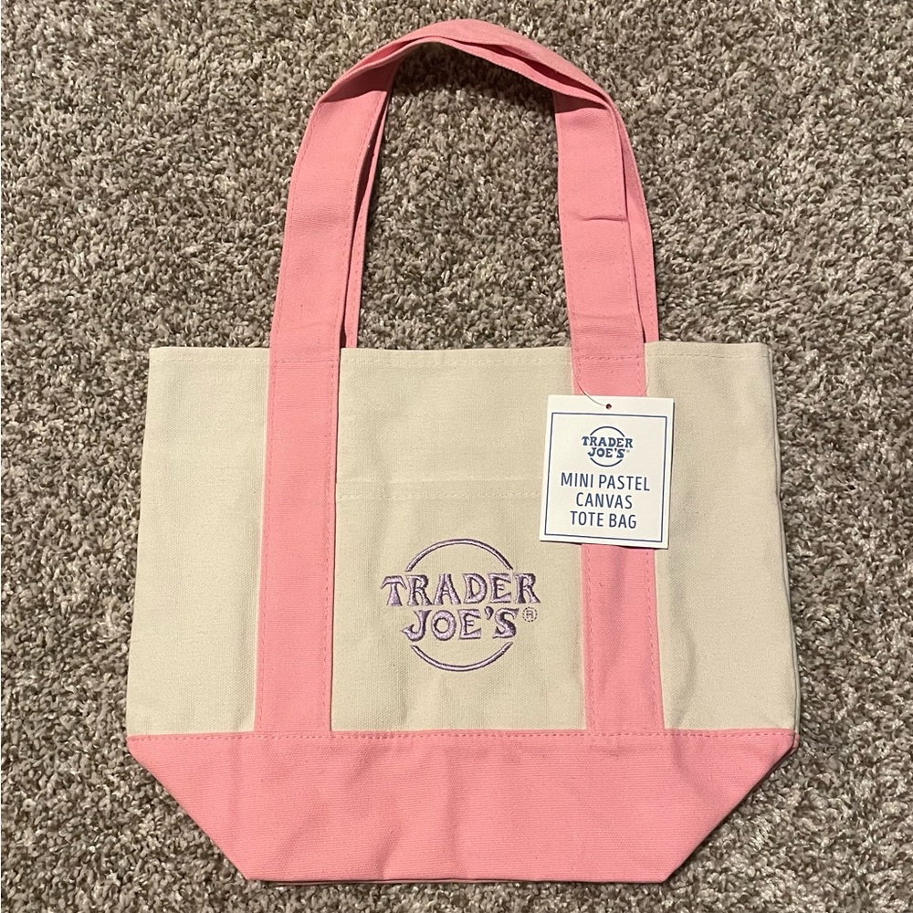 [VIRAL] Trader Joe’s Pink Mini Canvas Tote